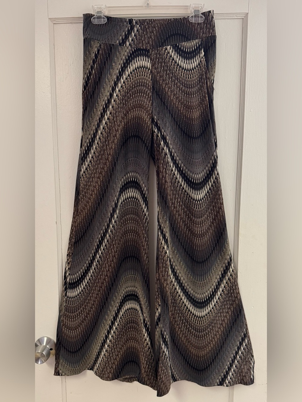 Veronica M wide leg pants brown & black wavy chevron pattern Boho Festival XS